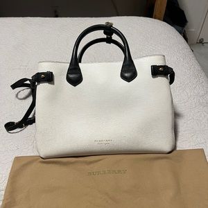 Burberry Bicolour Medium Banner Tote House Check Derby